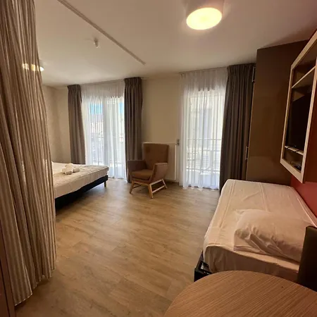 Zenao Aparthotel Fréjus